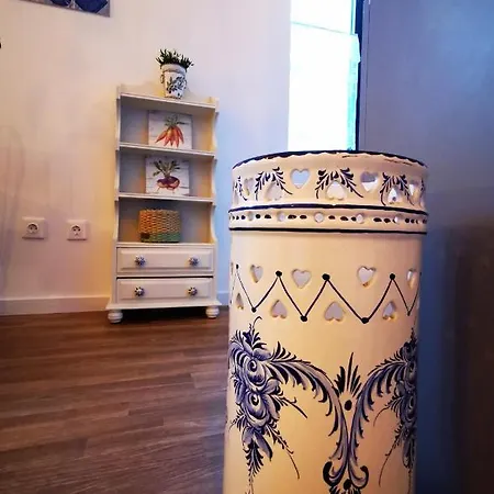 Charming Portuguese Style Apartment, For Rent Vida à Portuguesa, Amêndoa Or Limão Local *