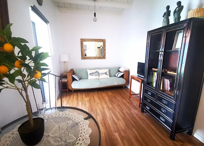 Charming Portuguese Style Apartment, For Rent Vida à Portuguesa, Amêndoa Or Limão Local Portimão