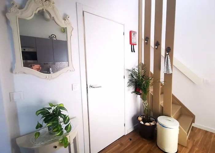 Charming Portuguese Style Apartment, For Rent Vida à Portuguesa, Amêndoa Or Limão Local