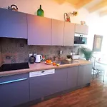 Lägenhet Charming Portuguese Style Apartment, For Rent 