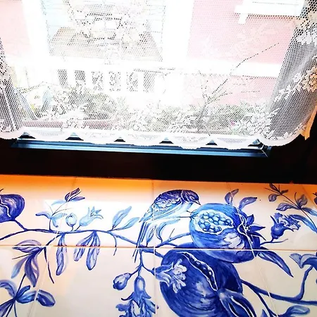 'amendoa Or Limao' Charming Portuguese Style For Rent 'vida A Portuguesa', Local