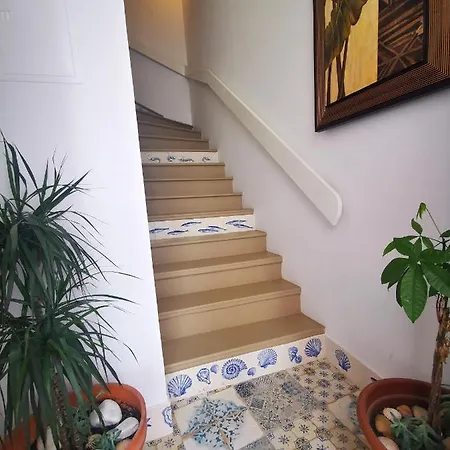 'amendoa Or Limao' Charming Portuguese Style For Rent 'vida A Portuguesa', Local Lägenhet *