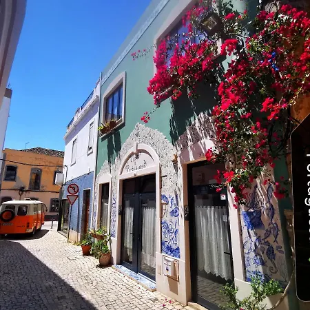 Apartamento 'amendoa Or Limao' Charming Portuguese Style For Rent 'vida A Portuguesa', Local