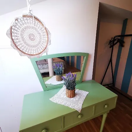 'amendoa Or Limao' Charming Portuguese Style For Rent 'vida A Portuguesa', Local Apartamento *