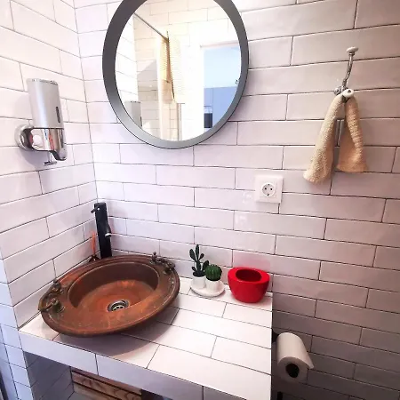 'amendoa Or Limao' Charming Portuguese Style For Rent 'vida A Portuguesa', Local Apartamento *