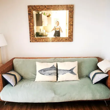 Appartement Charming Portuguese Style Apartment, For Rent 