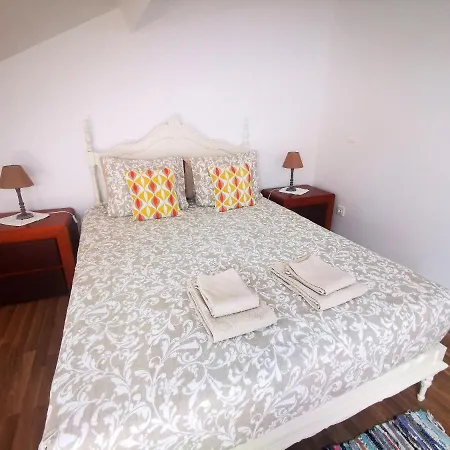 'amendoa Or Limao' Charming Portuguese Style For Rent 'vida A Portuguesa', Local * Portimão