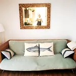 Διαμέρισμα Charming Portuguese Style Apartment, For Rent 